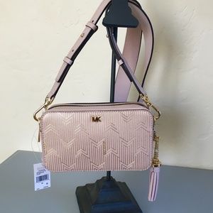 Michael Kors NEW Small Leather Camera Bag in Pink